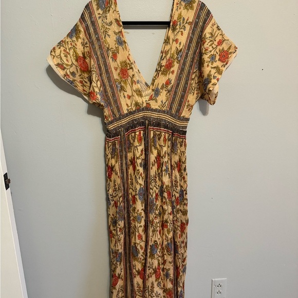 Mes Demoiselles Maxi Dress with V-Neck - Picture 4 of 4